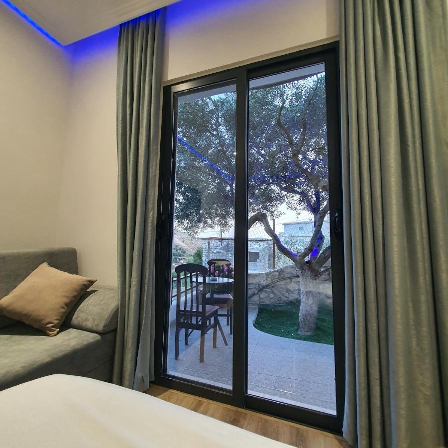 Villa Mehmeti Sarande Luaran gambar